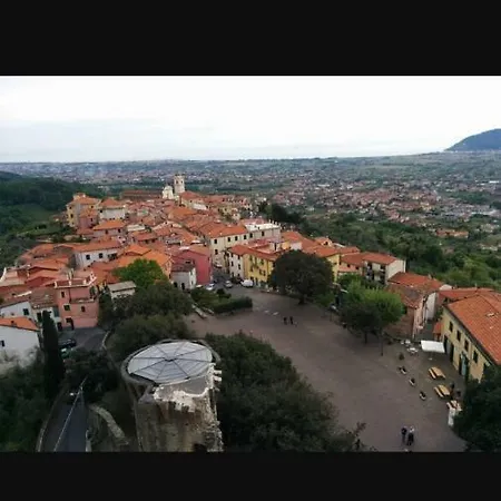 Peverello * Castelnuovo Magra